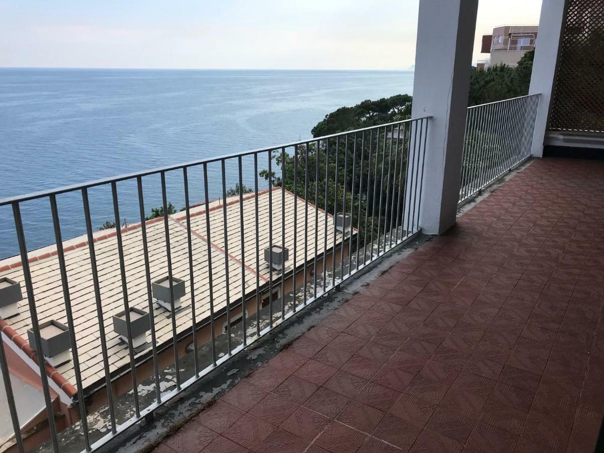 Appartamento Con Super Vista Sul Mare Arenzano Exterior photo